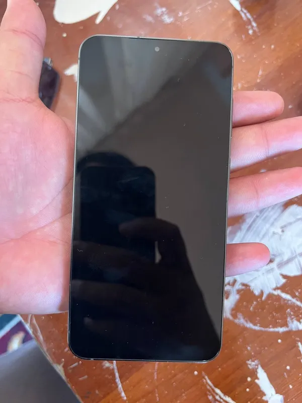 Samsung galaxy s23 plus 2