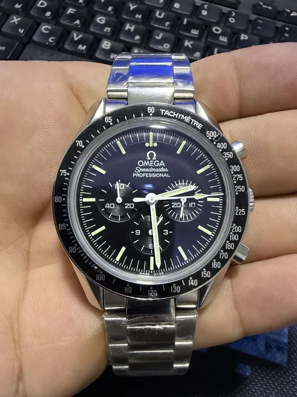 OMEGA speedmaster professional