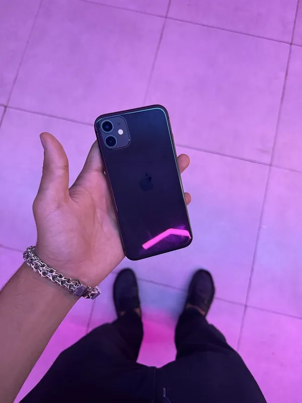 iPhone 11 sotoladi 128 gb 1