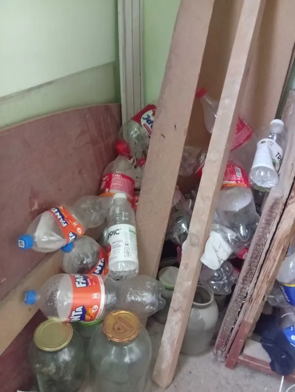 Bo‘sh plastik idishlar sotiladi!
