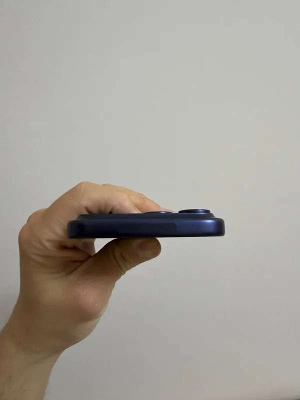 Iphone 17 pro max deep blue 256 tali LLa — фото 3