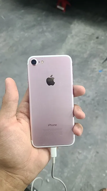 iphone7 radnoy 1 iphone7 radnoy 1