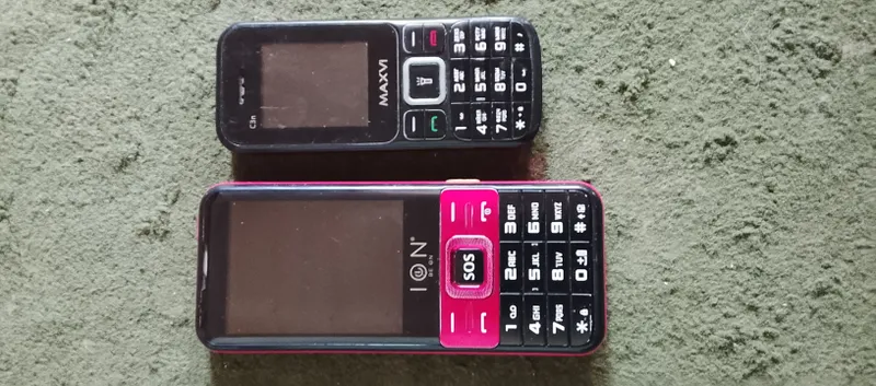 Odiy telefonlar sotiladi