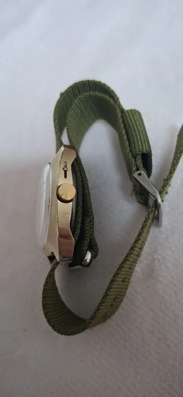 Продам часы "Slava" 27 jewels 6