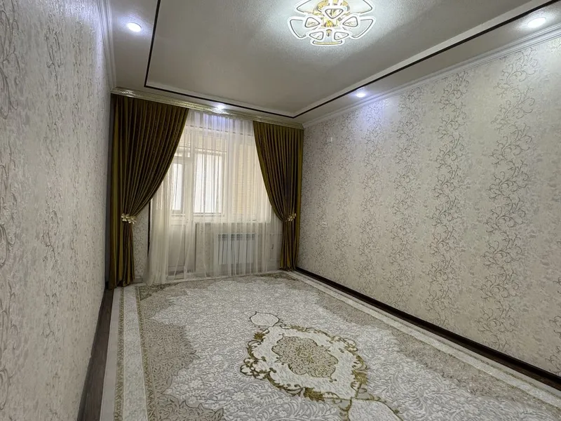 22 maktab yonginasida 2 etaj 83 kv 3 xonalik kvartira sotiladi