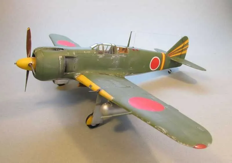 Сборная модель самолета Ki-100 (Hasegawa 1/48) 4