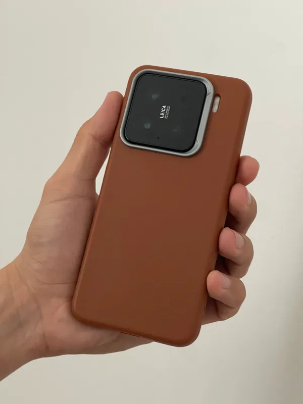Xiaomi 15 Chexol 1 Xiaomi 15 Chexol 1