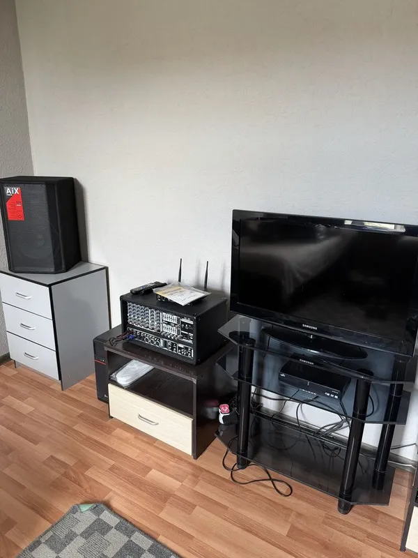 Продам караоке комплект 2 Продам караоке комплект 2