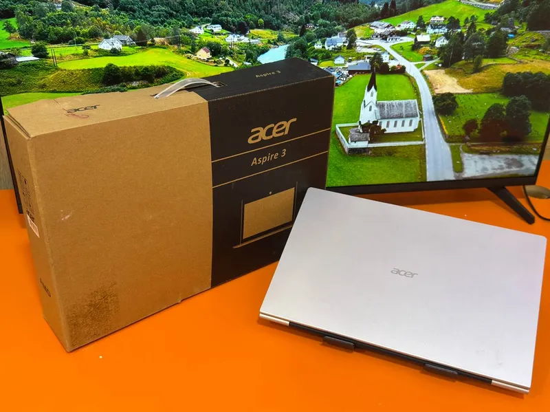 Ноутбук Acer Aspire 3