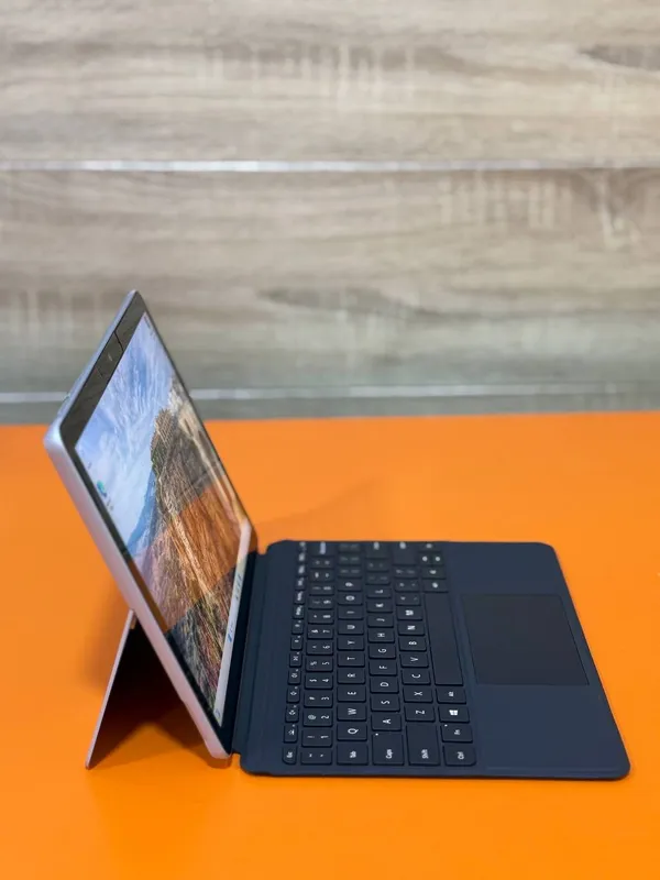 Microsoft Surface Go 3 — фото 1