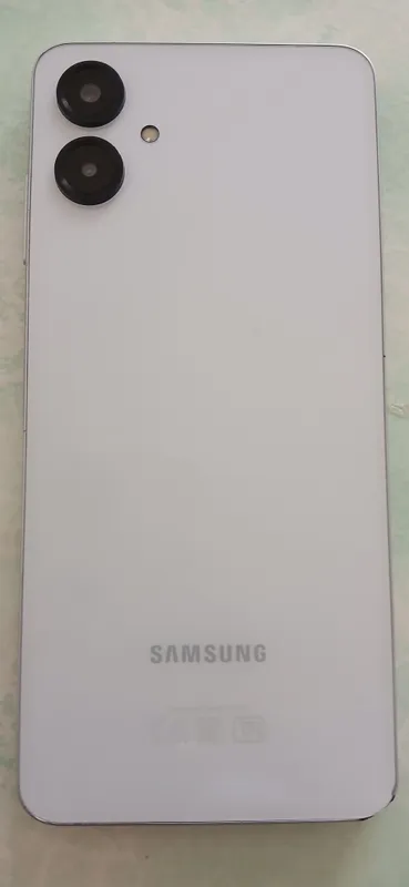 Samsung A06 1