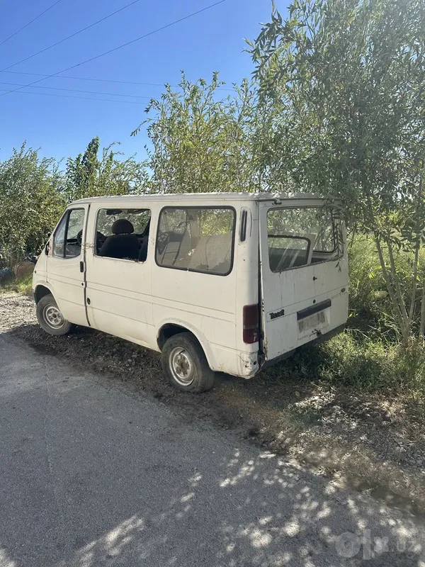 Ford tranzit sotiladi 2 Ford tranzit sotiladi 2