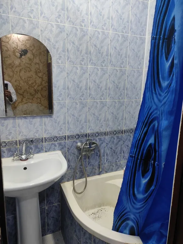 Яккасарой тумани Қушбегида 2 хонали квартира ижарага берилади. 350 у е 5