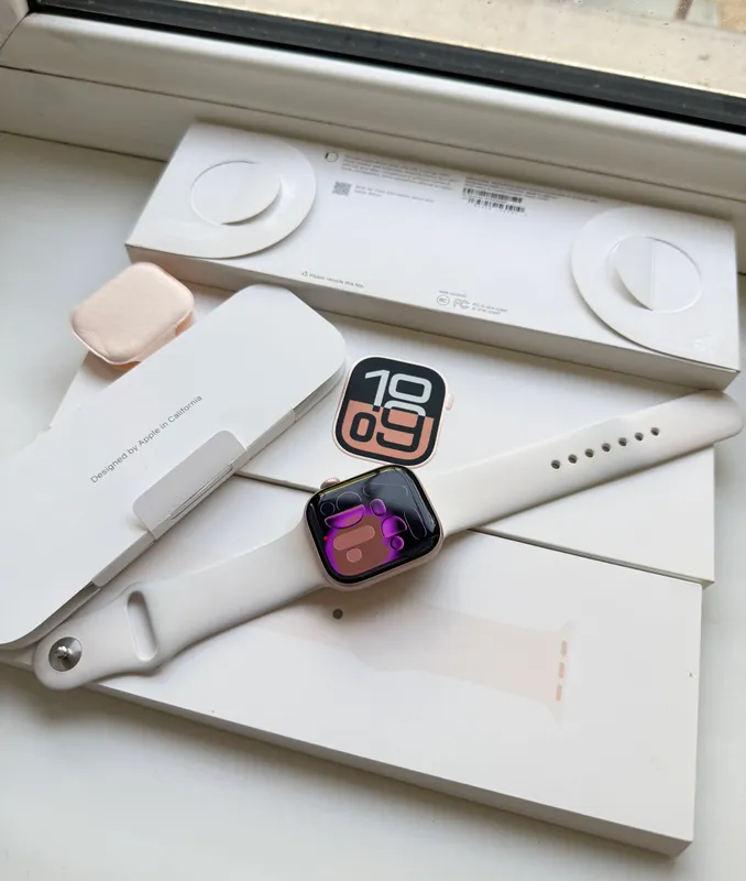 Apple iWatch 10 Gold 42mm 100% 2