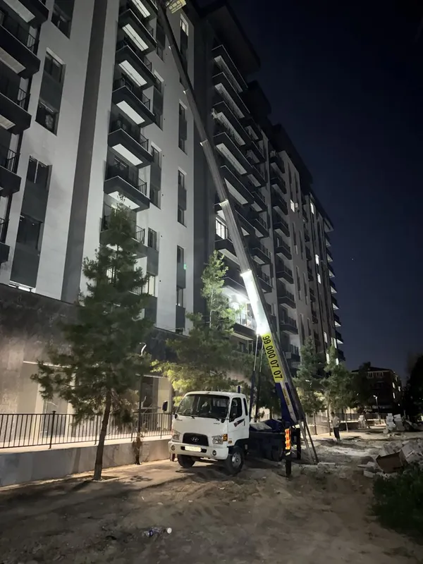 Автолифт Автовышка 45м Avtolift Avtovishka Афтолифт Грузовой лифт — фото 1
