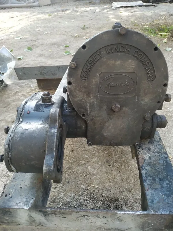 Продам лебёдку для эвакуатора! — фото 1