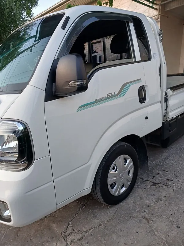 Kiya Bongo Elektromabil 3 Kiya Bongo Elektromabil 3