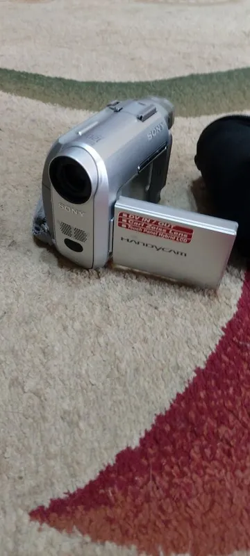 Fotoapparat Sone x5 sotiladi 2