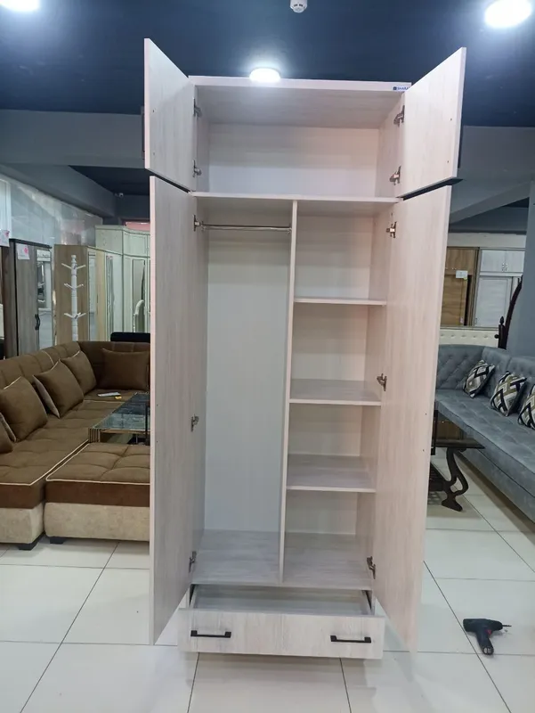 Bolalar shkafi bo'yi 2.45 sm eni 85sm — фото 2
