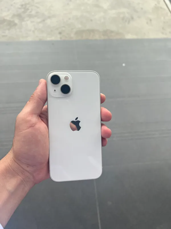 iPhone 13 white — фото 1