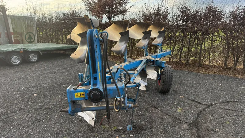Lemken Europal 6 Belarus, John Deere, Claas Arion tortadi — фото 1