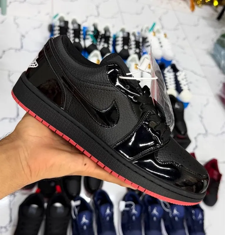 Nike, Adidas, Dolcegabbana 1 Nike, Adidas, Dolcegabbana 1