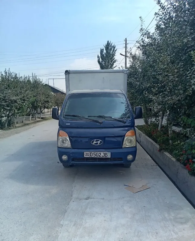 Hyundai Porter, 2004 год 1 Hyundai Porter, 2004 год 1