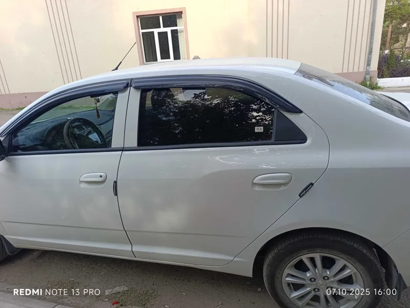 Cobalt 2025 yil 25000 km yangidek gaz yoq 2 Cobalt 2025 yil 25000 km yangidek gaz yoq 2