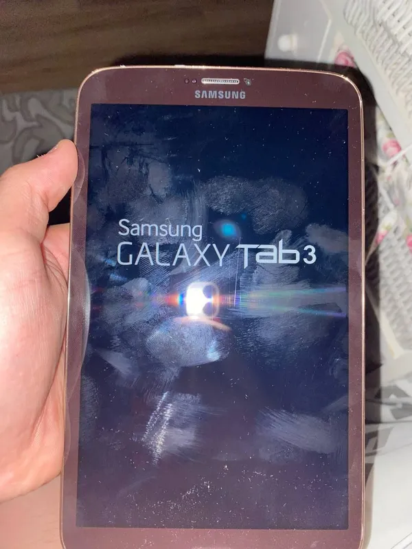 Продам планшет Glaxi Tab 3 2 Продам планшет Glaxi Tab 3 2