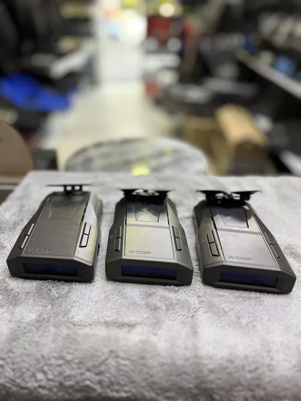 NEONLINE 7700s sotiladi