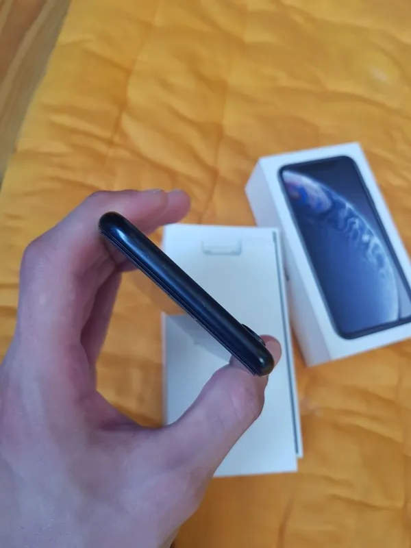 iPhone Xr LL/A 64Gb karobkali 7 iPhone Xr LL/A 64Gb karobkali 7