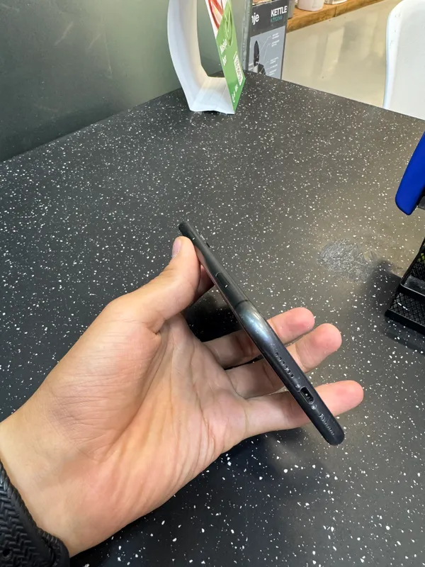 iPhone 11 2