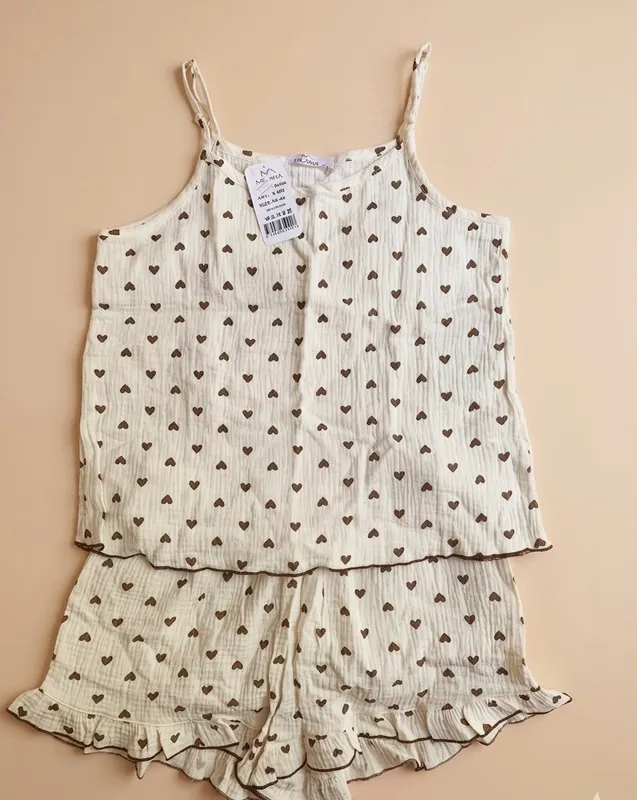 Yangi muslin kostyum/pijamani sotaman Milana 1 Yangi muslin kostyum/pijamani sotaman Milana 1