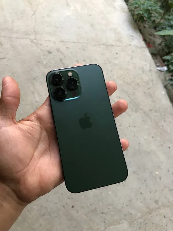 Iphone 13 pro vacum tel yomkis 75 pamet 128 LLA 1 Iphone 13 pro vacum tel yomkis 75 pamet 128 LLA 1