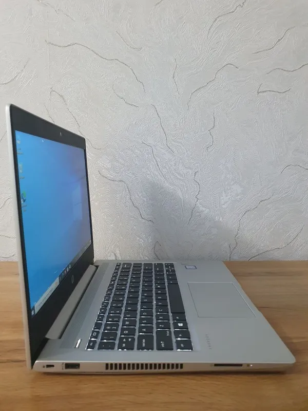 Hp i7-8565u 8/256gb 2