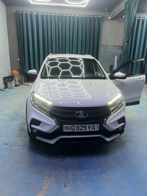 Lada xray cross 2020