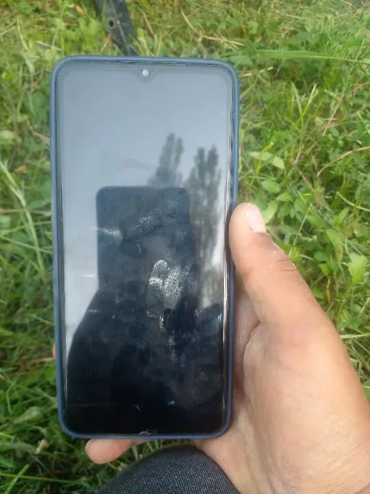 Samsung A12 TELIFONINI 64gb xotira