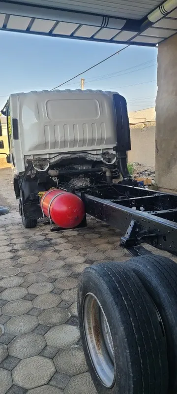 Isuzu shassi 5t snj yili 2011 3