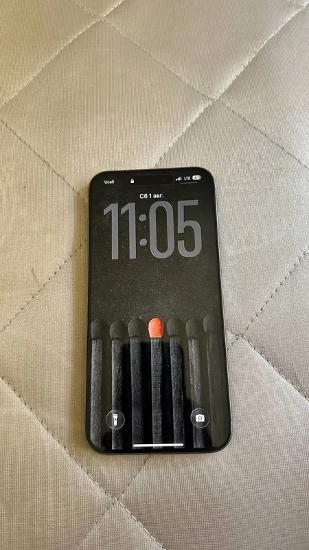 Iphone 15 pro max titan 7