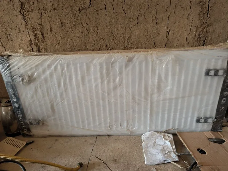 Ataplrnya radiator sotiladi yangi