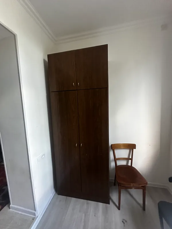 Garderob shkafi sotiladi 1