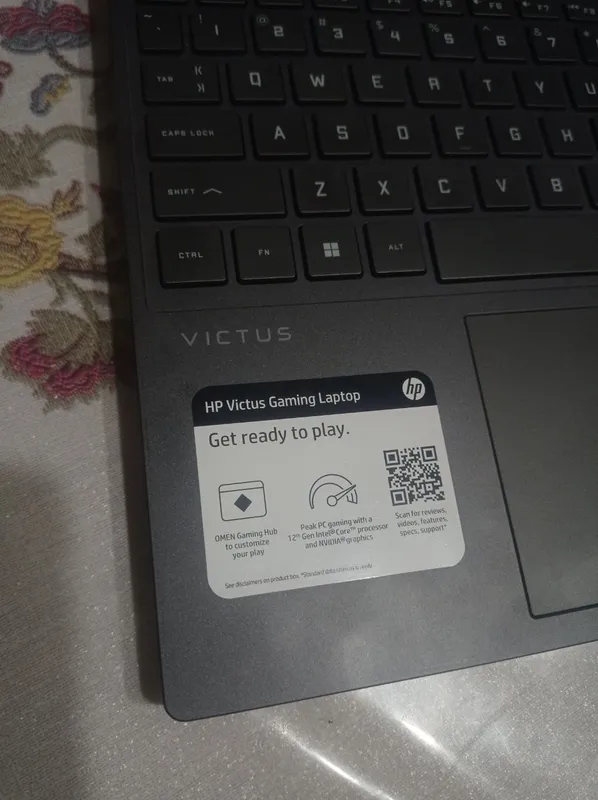Hp victus notebook sotiladi. Holati ideal 4