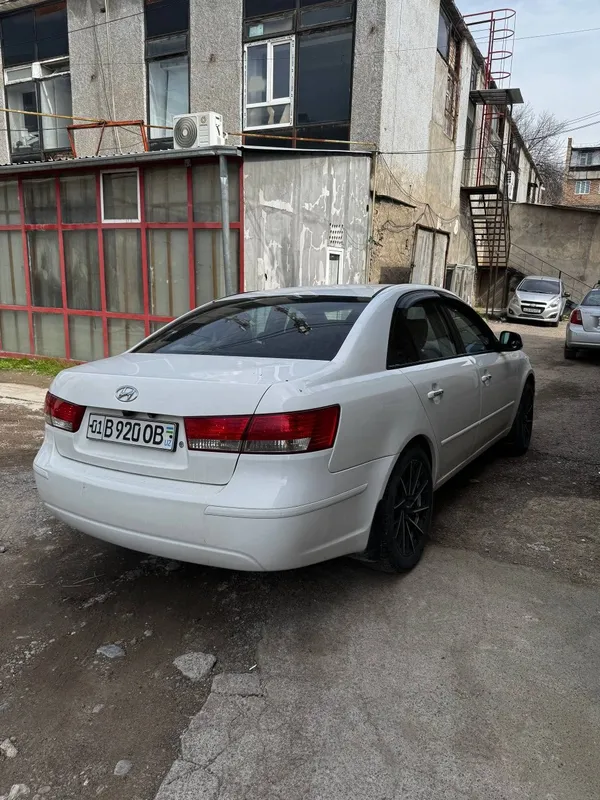 Hyundai sonata nf — фото 1