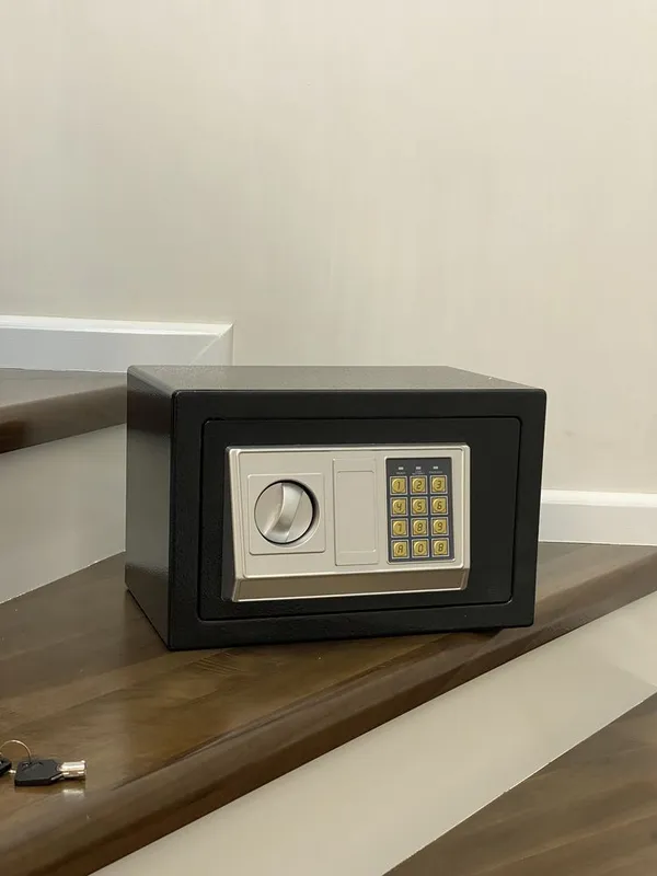 Сейф seyf optom dona 20x31x20sm — фото 1