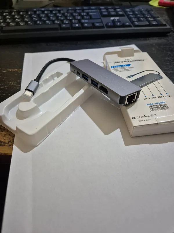 Adapter Type-C dan HDTV+USB+PD+LAN 4 Adapter Type-C dan HDTV+USB+PD+LAN 4