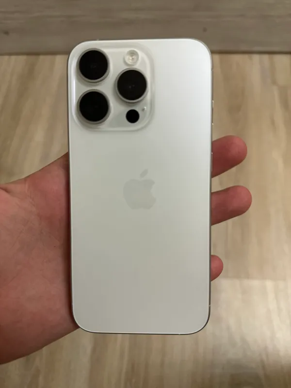 Iphone 15 pro 2