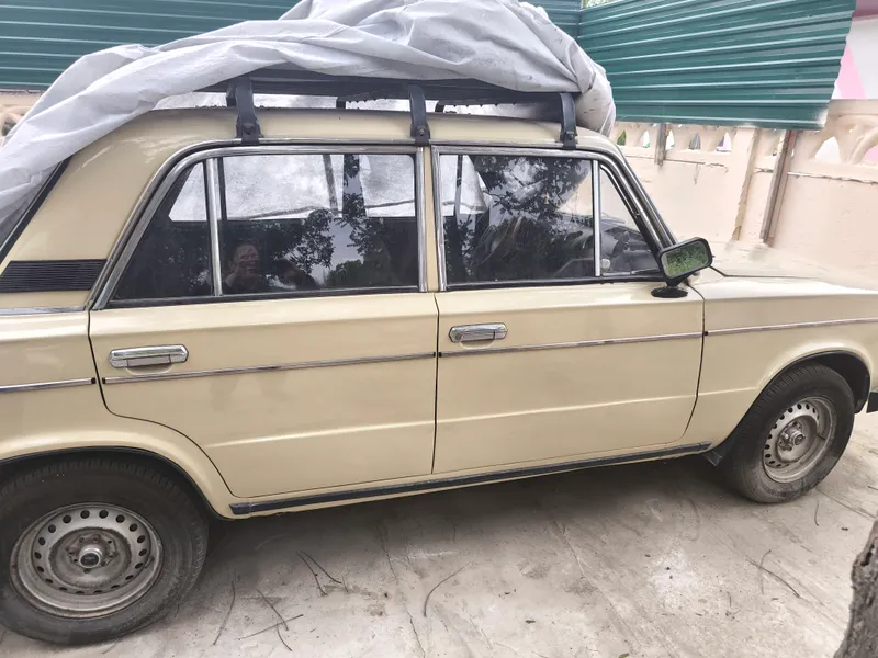 Avtomobil 3