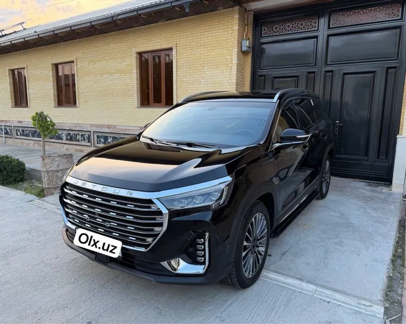 Jetour x90 plus.