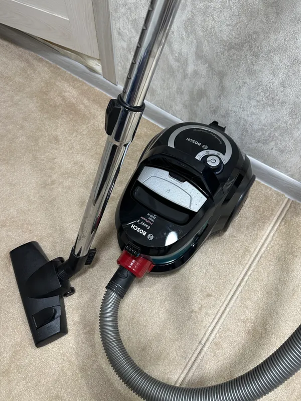 Пылесос Bosch plisos 1