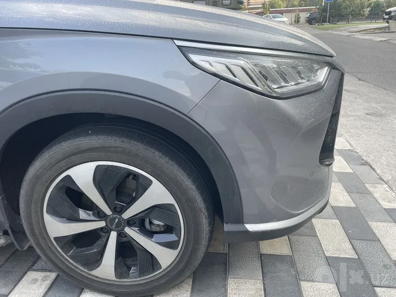 Shoshilinch sotiladi: BYD Song Plus gibrid AWD 3 Shoshilinch sotiladi: BYD Song Plus gibrid AWD 3